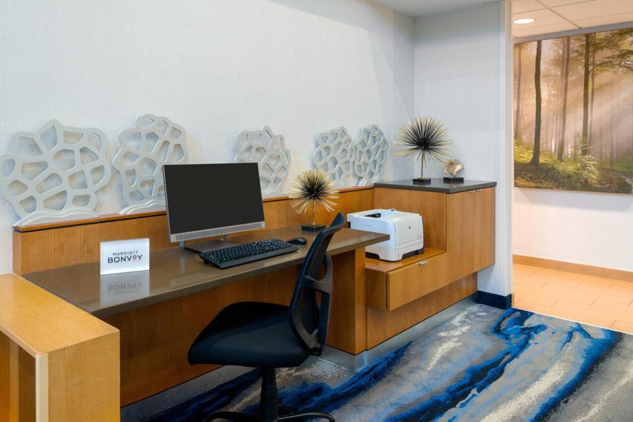 Fairfield Inn And Suites By Marriott Clearwater Exteriör bild